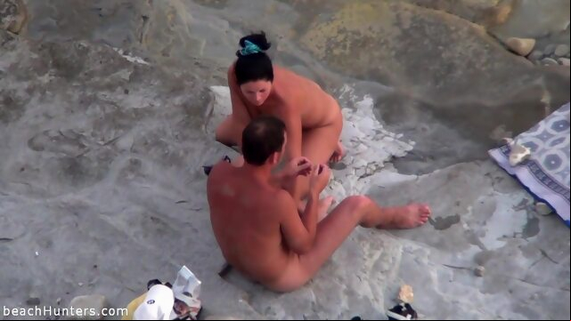 Amateurs Beach Sex amateur beach brunette