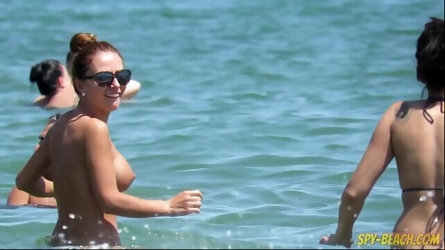 SpyBeach Hot amateur beach big tits